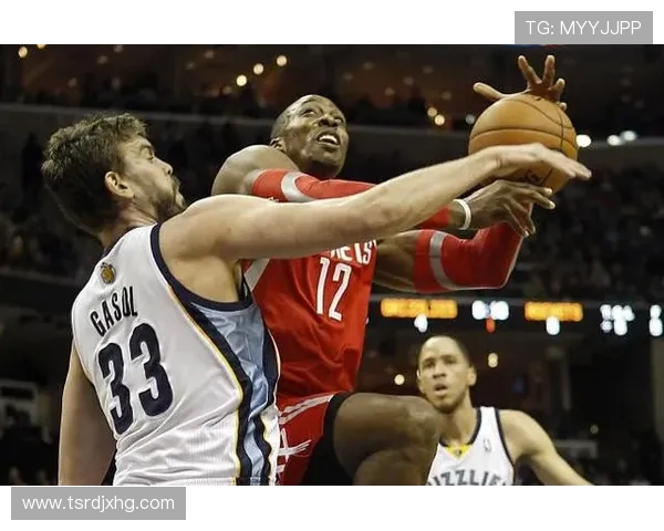 火箭队与灰熊队比赛的现场直播信息