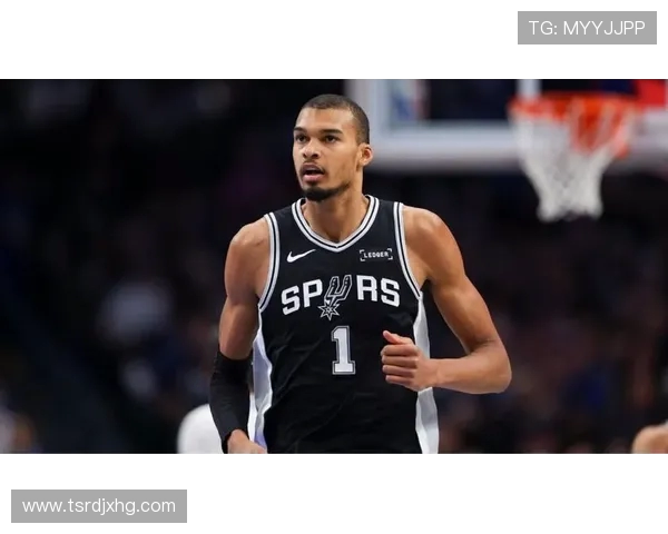 明天独行侠客战篮网弗拉格缺席加福德出战成疑球队面临挑战