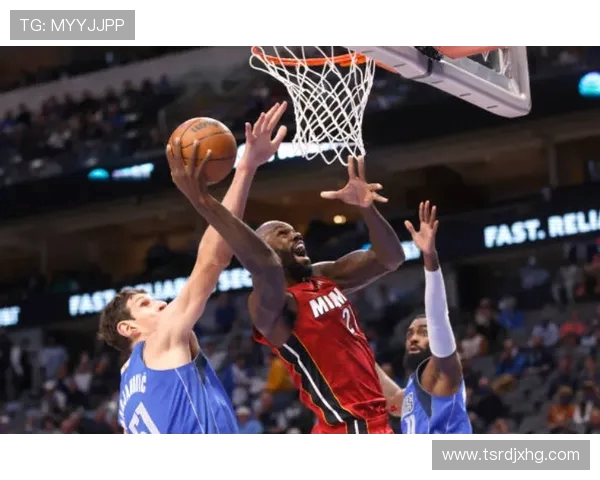 波杰姆斯基18投7中斩获16分15篮板平生涯最佳表现