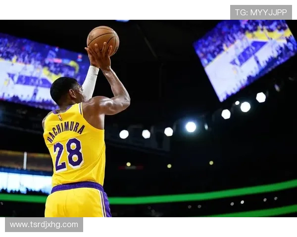 湖人队本赛季三分球表现突出肯纳德八村分列前十榜单第1与第6位